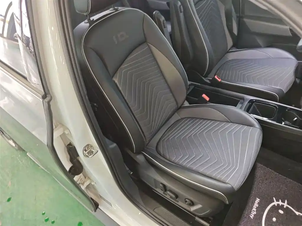 Volkswagen ID.3 2024 Outstanding Edition фото 25