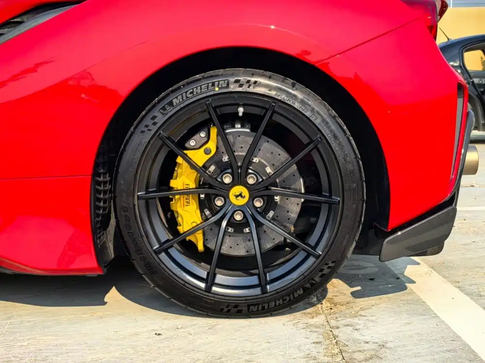 Ferrari 488 2019 2018 488 Pista
