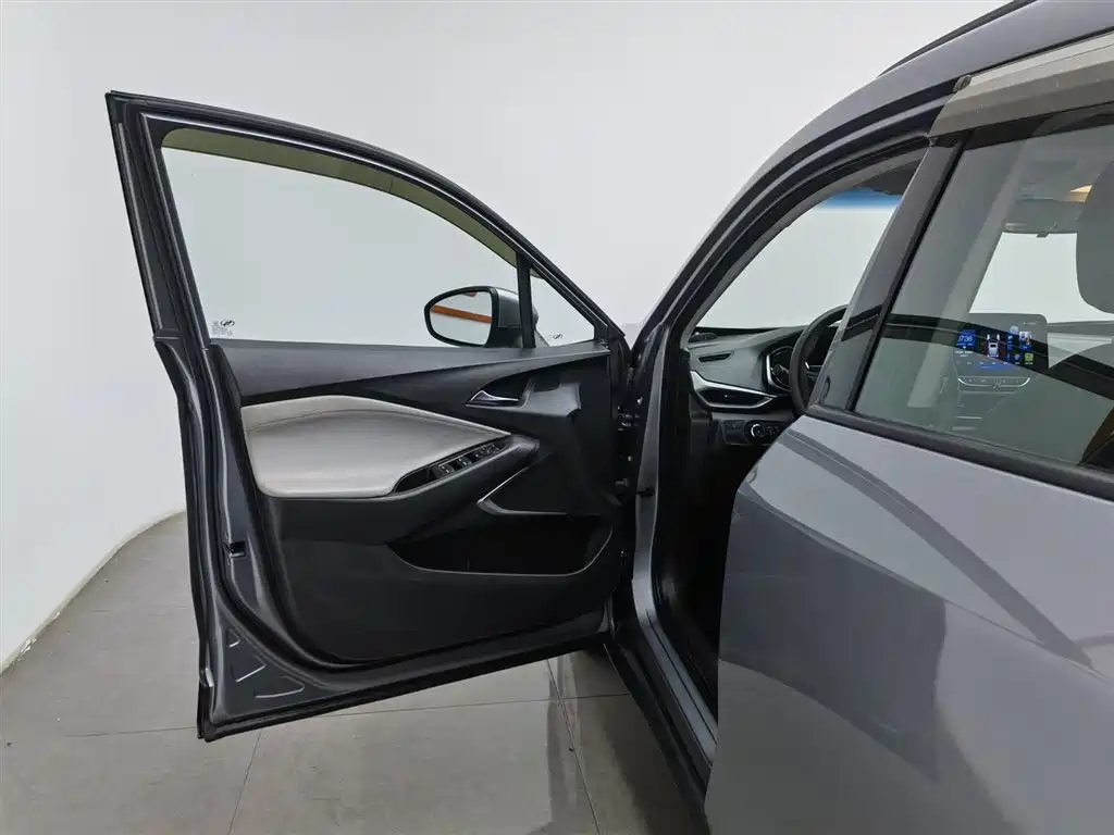 Chevrolet Volando 2019 530T Automatic Power Enjoyment Edition (5+2 seater) China VI фото 8