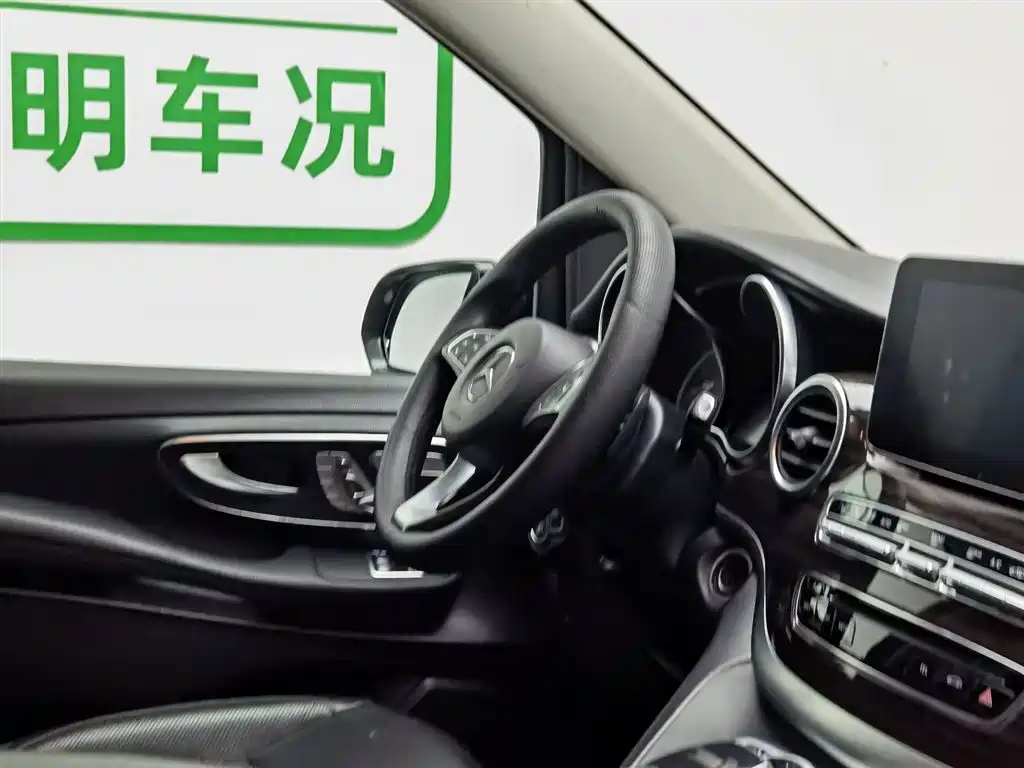 Mercedes-Benz V-Class 2018 V 260 Navigator Edition China VI фото 22