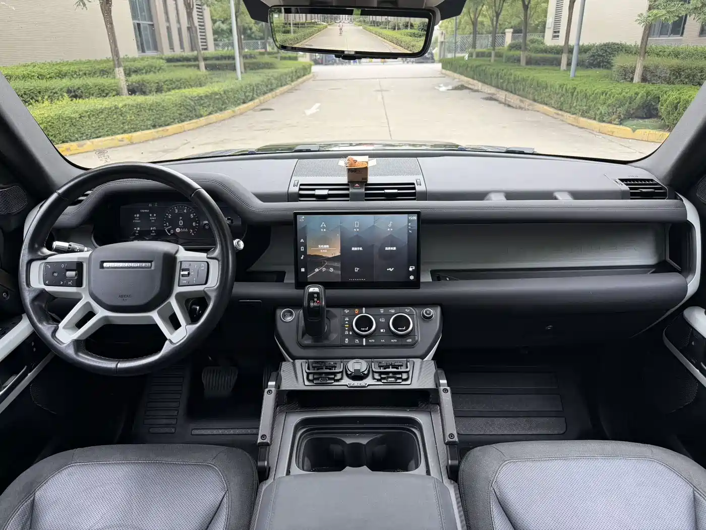 Land Rover Defender 2020 2020 Model 110 P400 SE