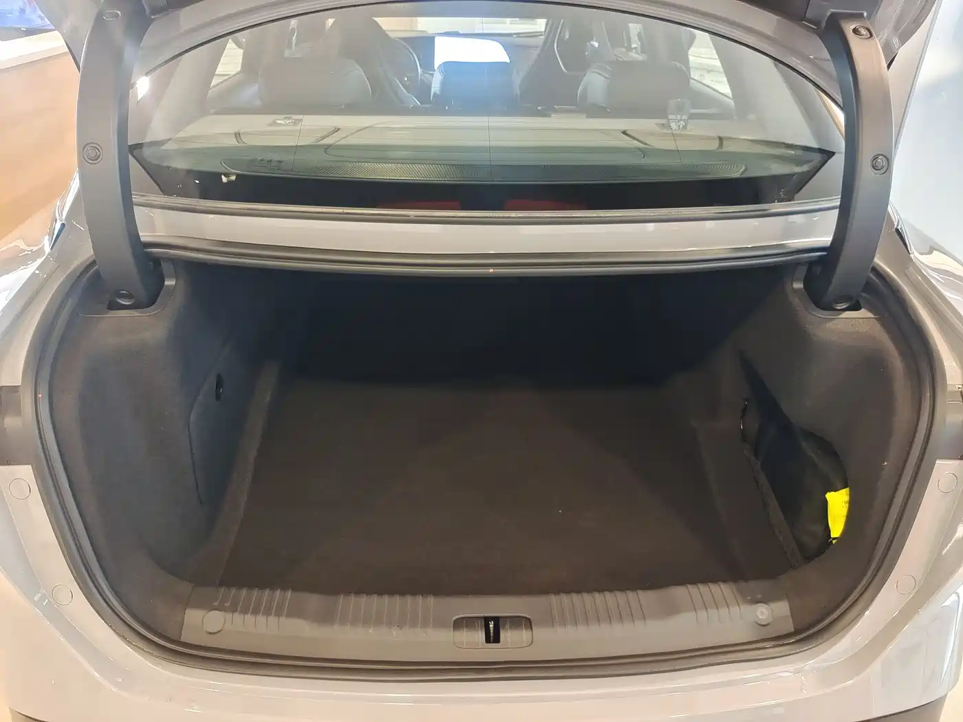 Hongqi EH7 2025 640 AWD Smart Selection Edition фото 10