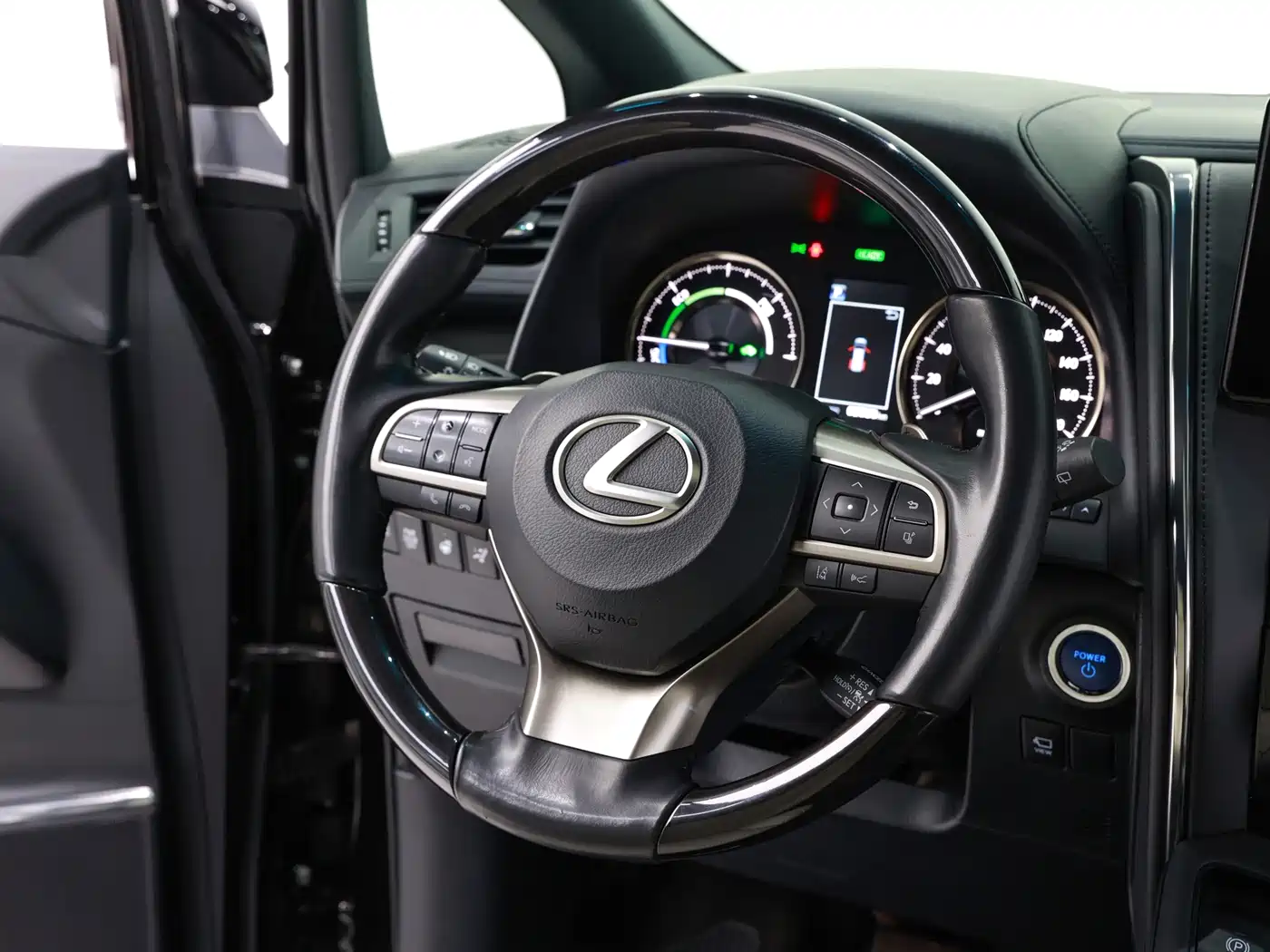 Lexus LM 2020 300h 4-Seat Imperial Edition фото 6