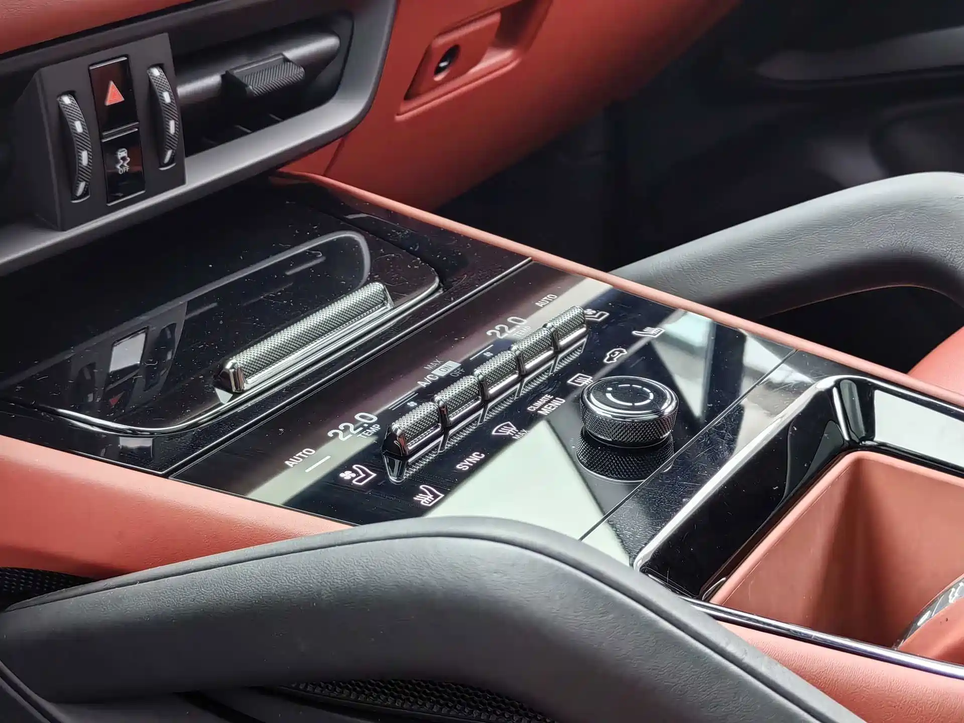 Photo 12 - Porsche Cayenne