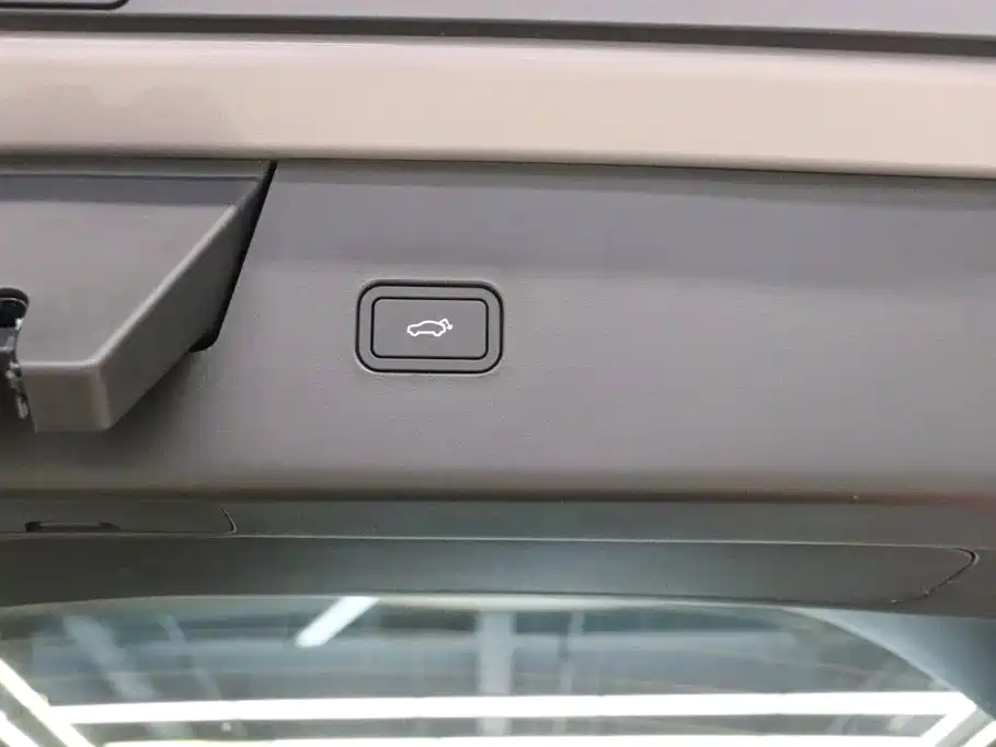 Фото 25 - Volvo XC70 Plug-in Hybrid