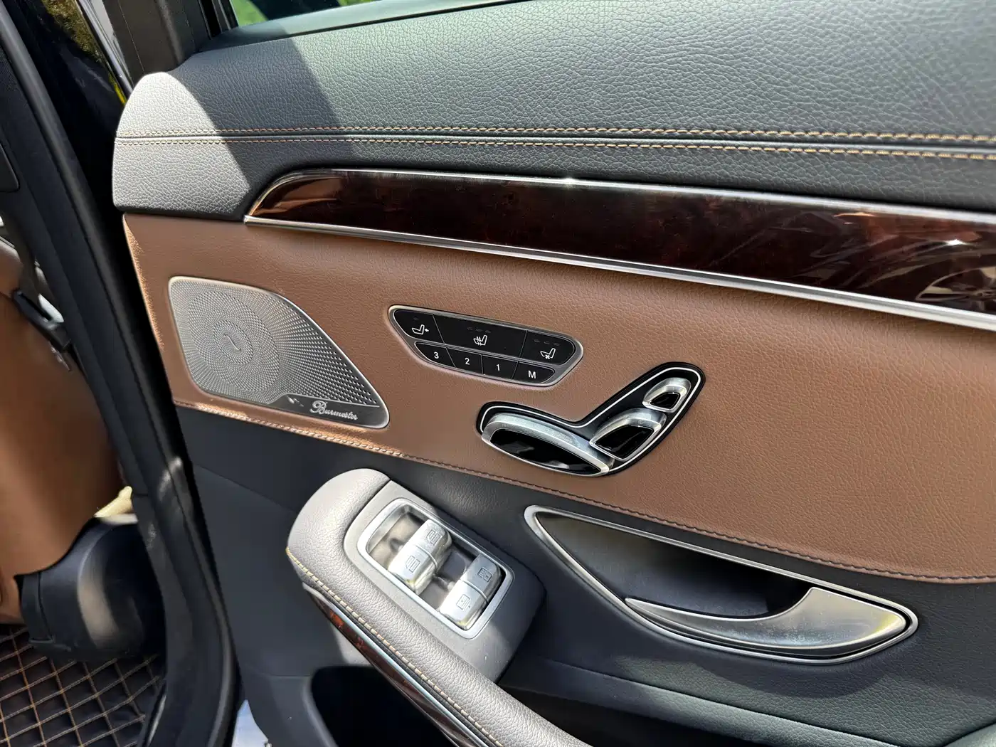 Mercedes-Benz S-Class 2020 S 350 L Premium Edition Collector's Version фото 6