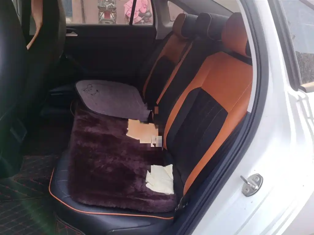 Volkswagen Lavida 2023 XRUI 1.5L Manual New Comfort Edition фото 15