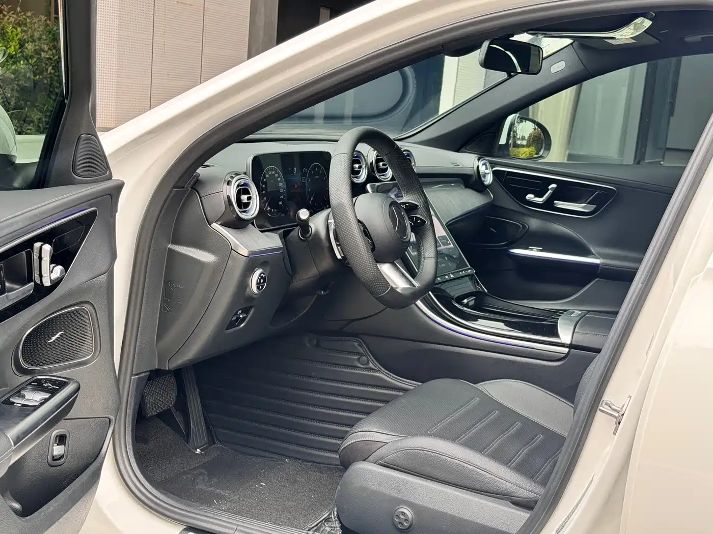 Mercedes-Benz C-Class 2022 C 260 L Sport Edition фото 4