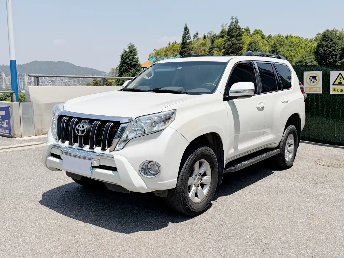 Toyota Prado (Import) 2014 2.7L Automatic Standard Edition