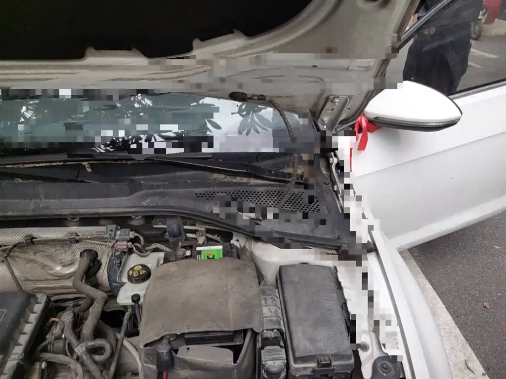 Volkswagen Golf 2014 1.6L Automatic Comfort фото 22