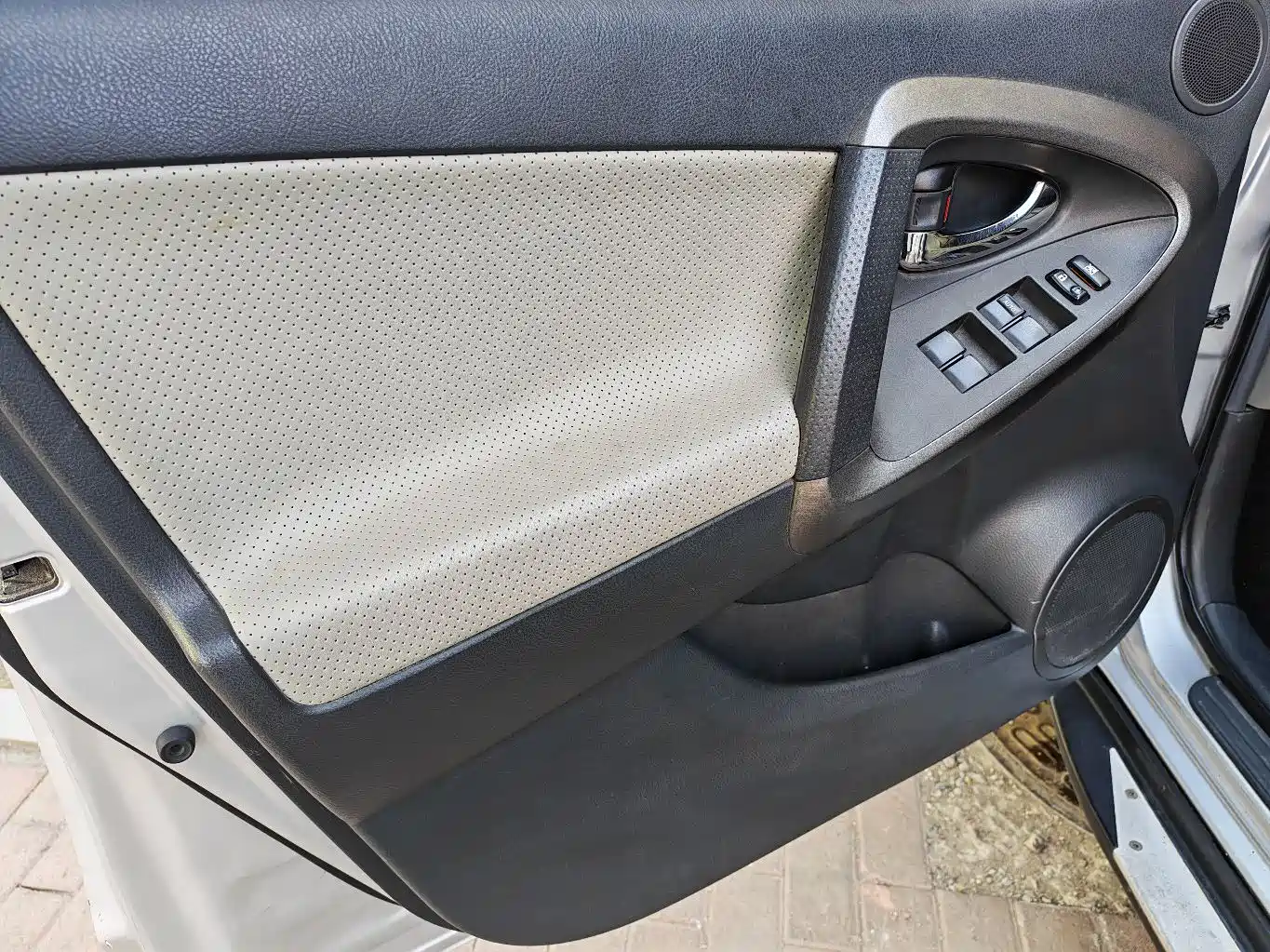 Toyota RAV4 Rongfang 2009 2.0L Manual Luxury Edition фото 13