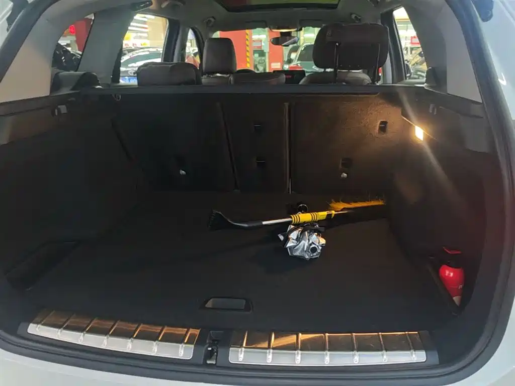 BMW X1 2022 sDrive25Li Leading фото 19