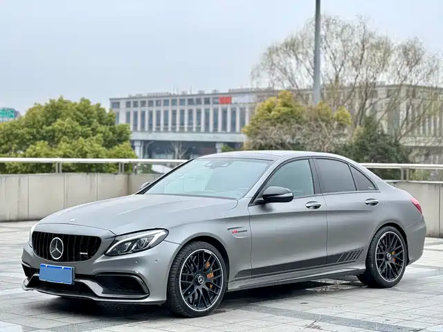 MERCEDES-BENZ C CLASS AMG
