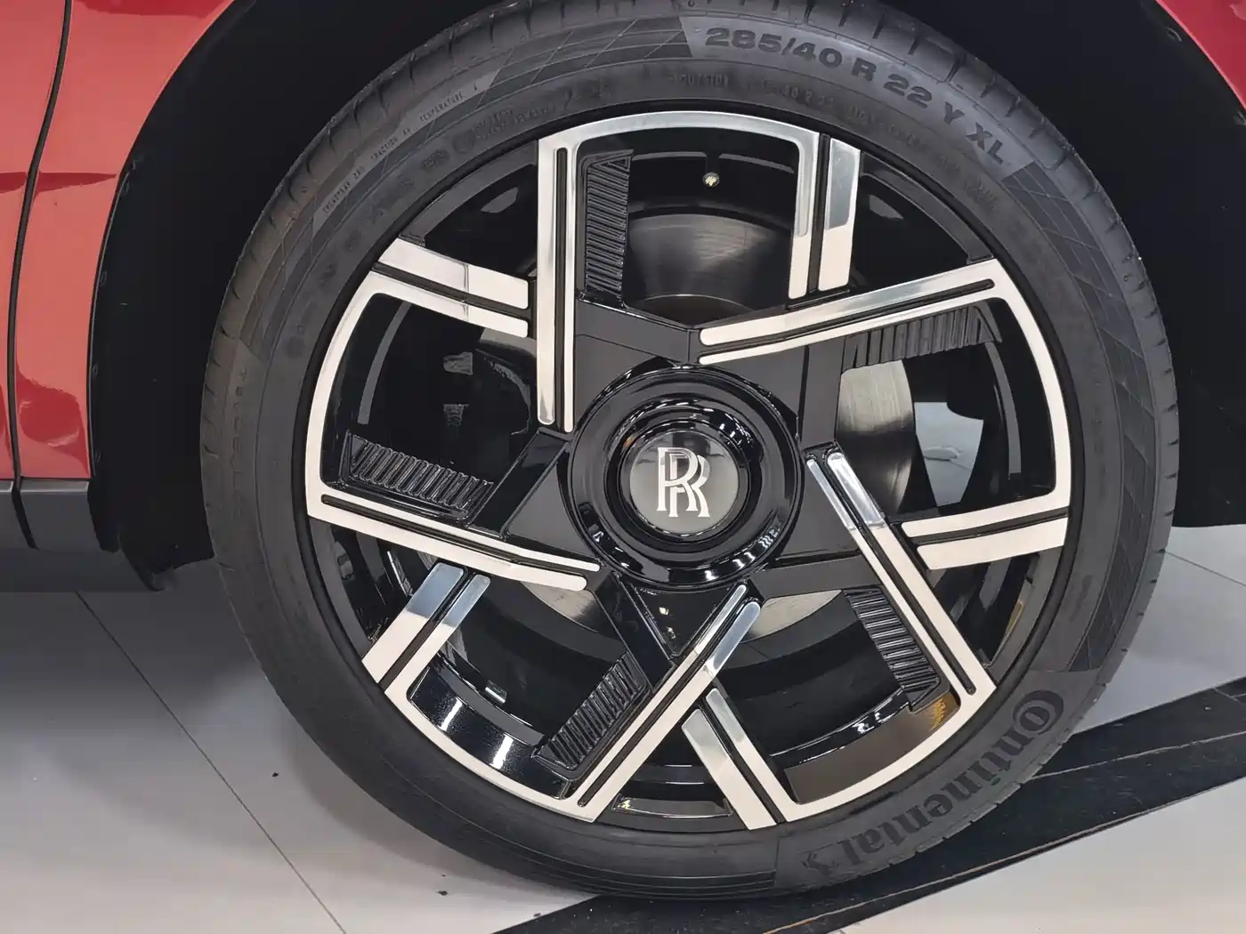 Photo 22 - Rolls-Royce Cullinan