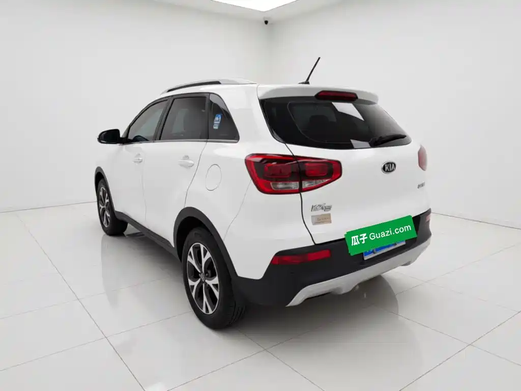 Kia KX3 2016 2015 1.6L Automatic 2WD DLX