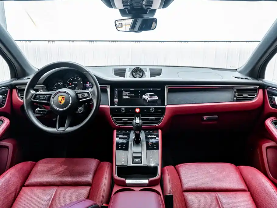 Фото 15 - Porsche Macan