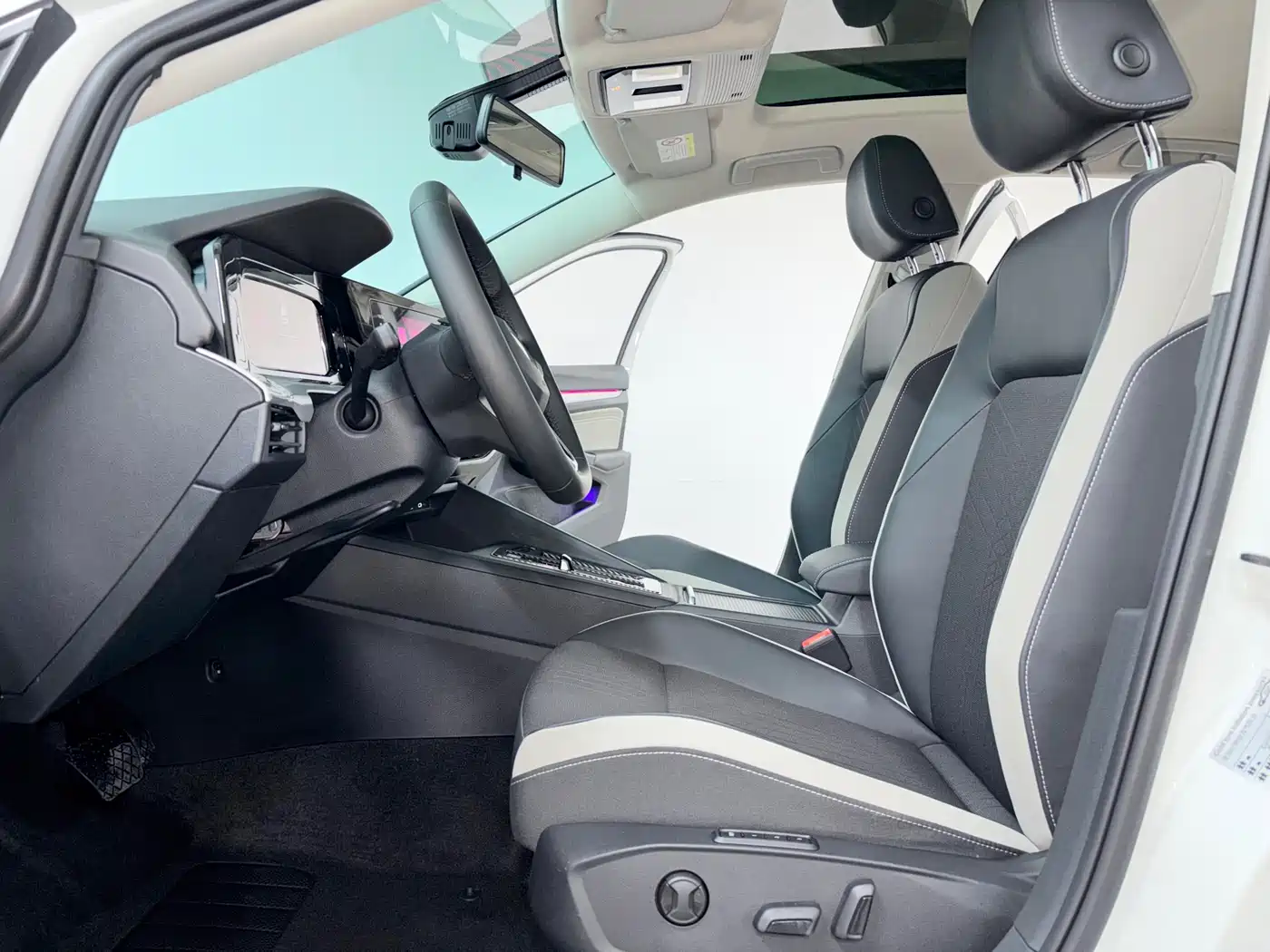 Volkswagen Golf 2021 280TSI DSG Pro фото 7