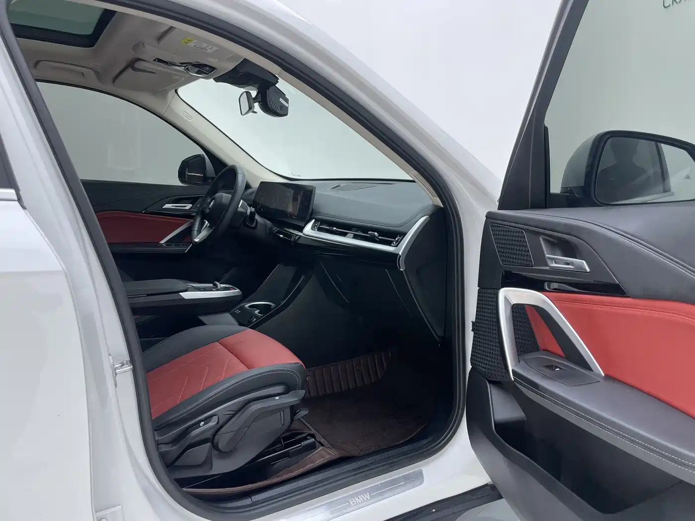BMW X1 2023 sDrive20Li X Design Package фото 30