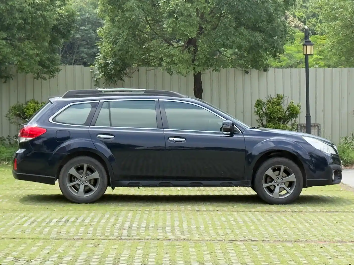 Subaru Outback 2014 2.5i Elegance Smart Edition фото 5