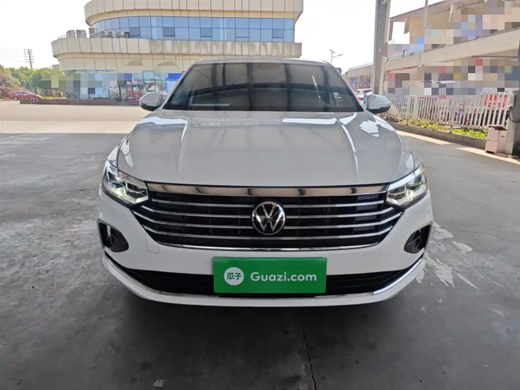 Volkswagen Lavida 2023 1.5L Auto Luxury Edition фото 3