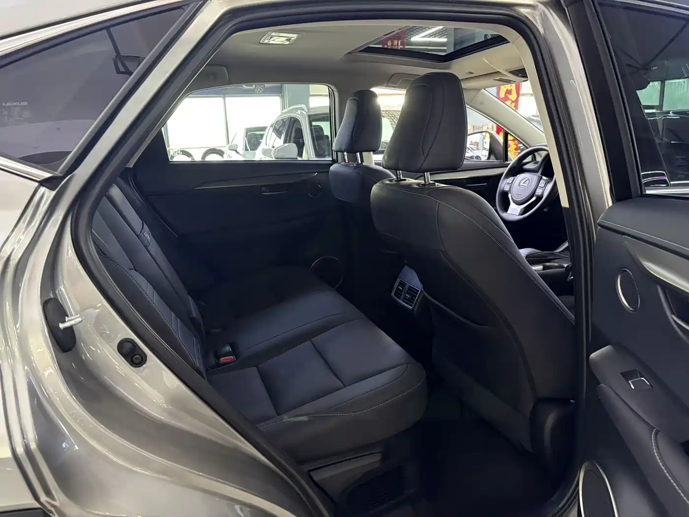 Lexus NX 2020 200 AWD F Sport China VI фото 11