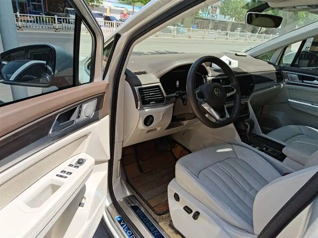 Volkswagen Viloran 2020 330TSI Luxury Edition фото 16
