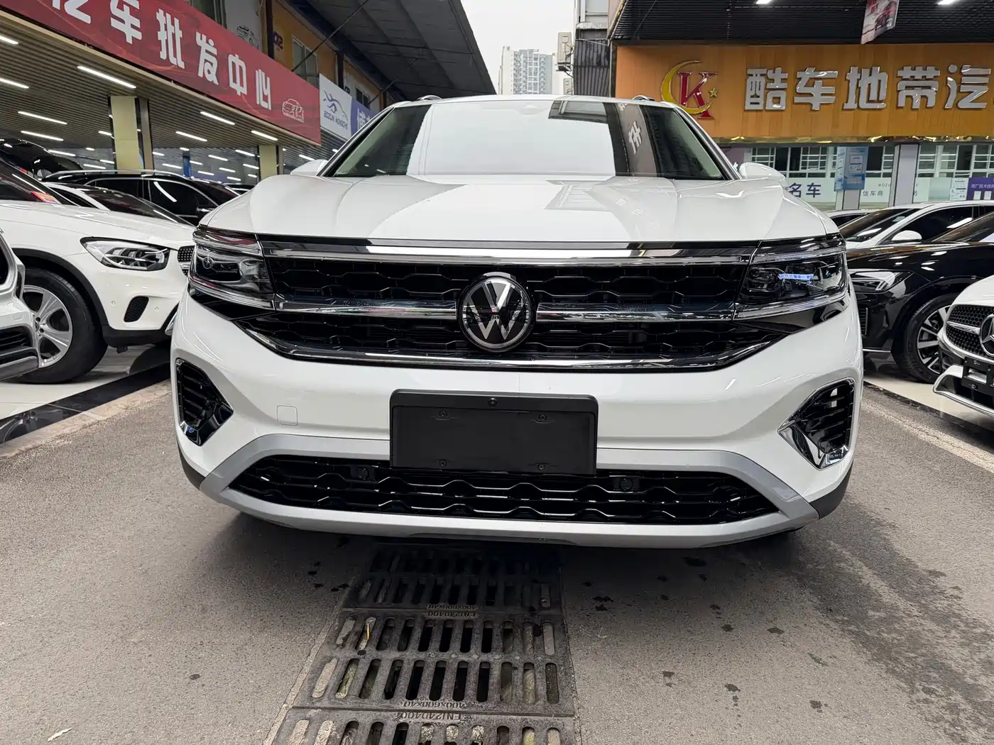 Volkswagen Talagon 2022 380TSI 4WD Flagship Victory Edition 6-seater фото 2