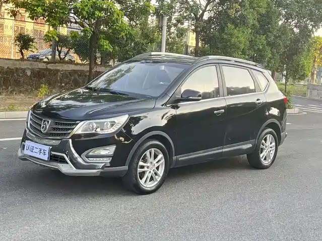 BAOJUN 560