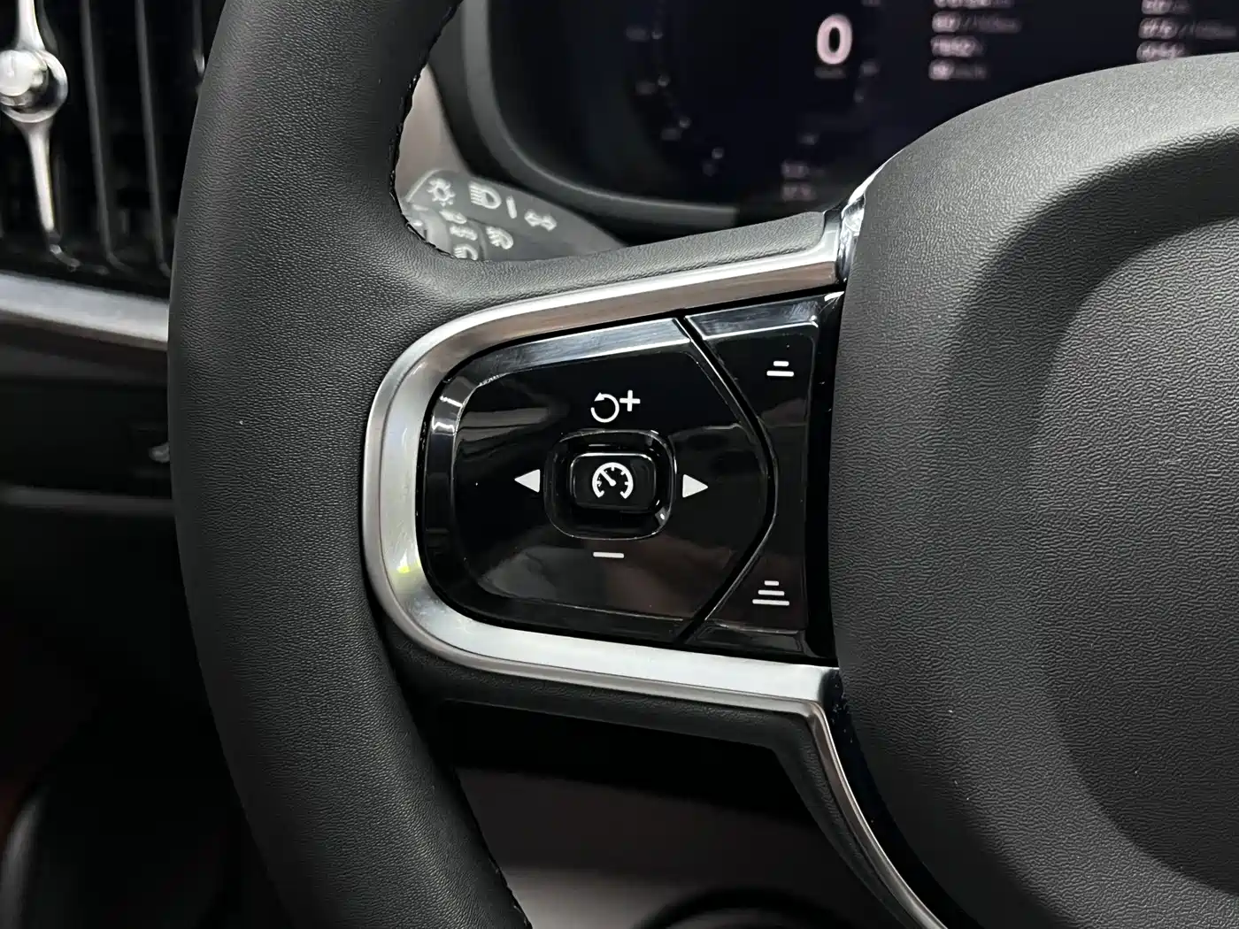 Фото 46 - Volvo S90