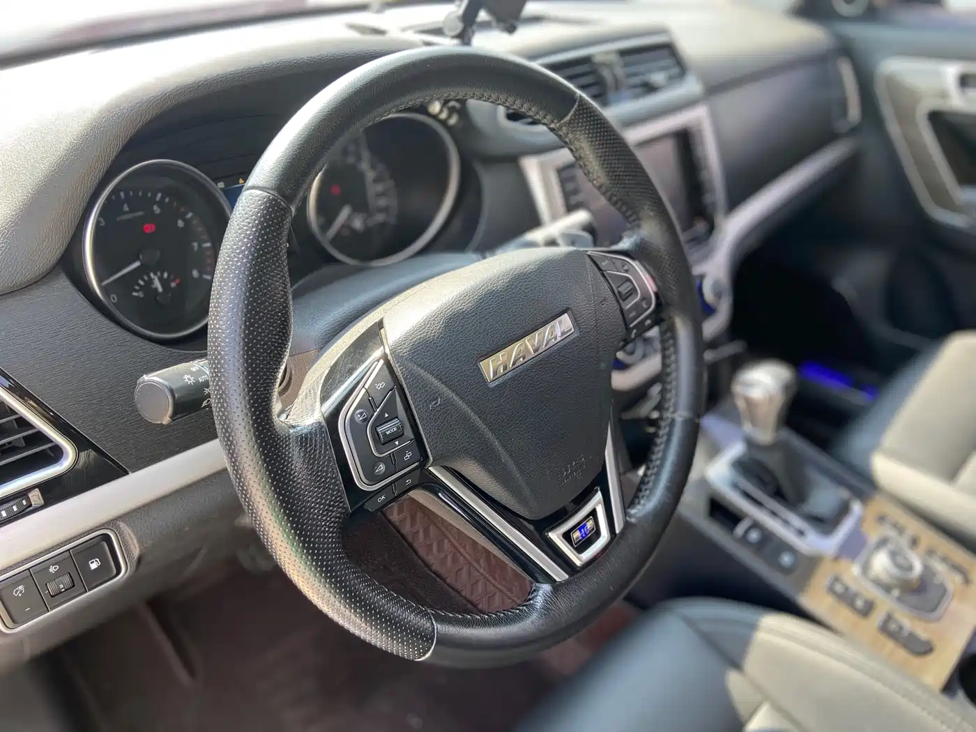 Haval H6 Coupe 2015 Model Blue Label 2.0T Automatic 2WD Elite фото 5