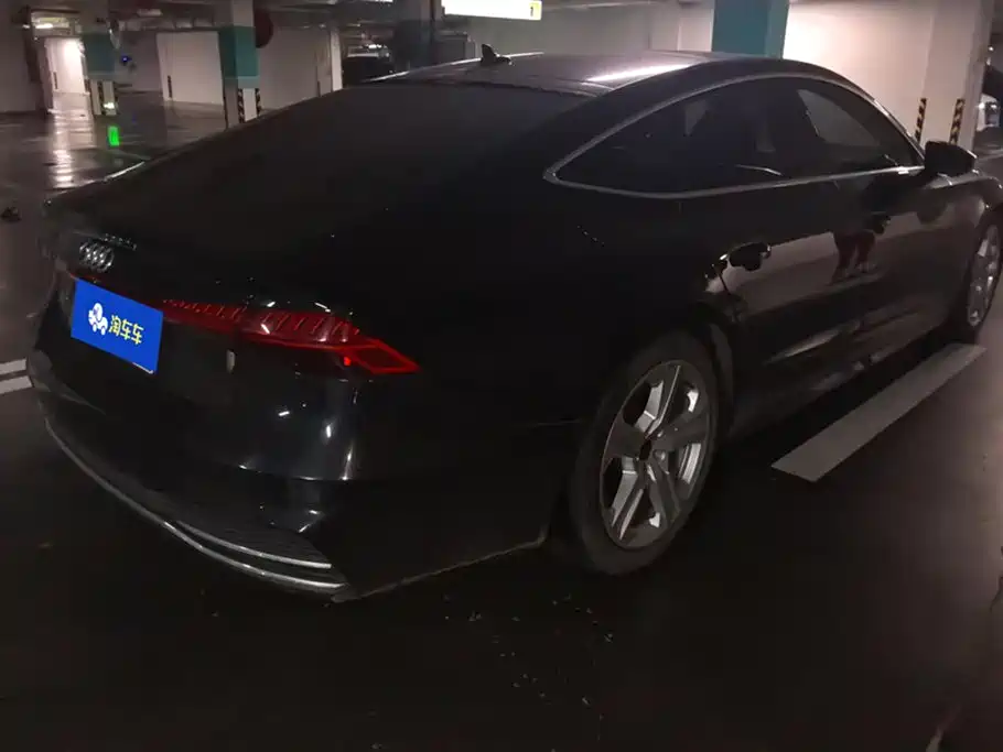 Audi A7 2021 40 TFSI Luxury фото 3