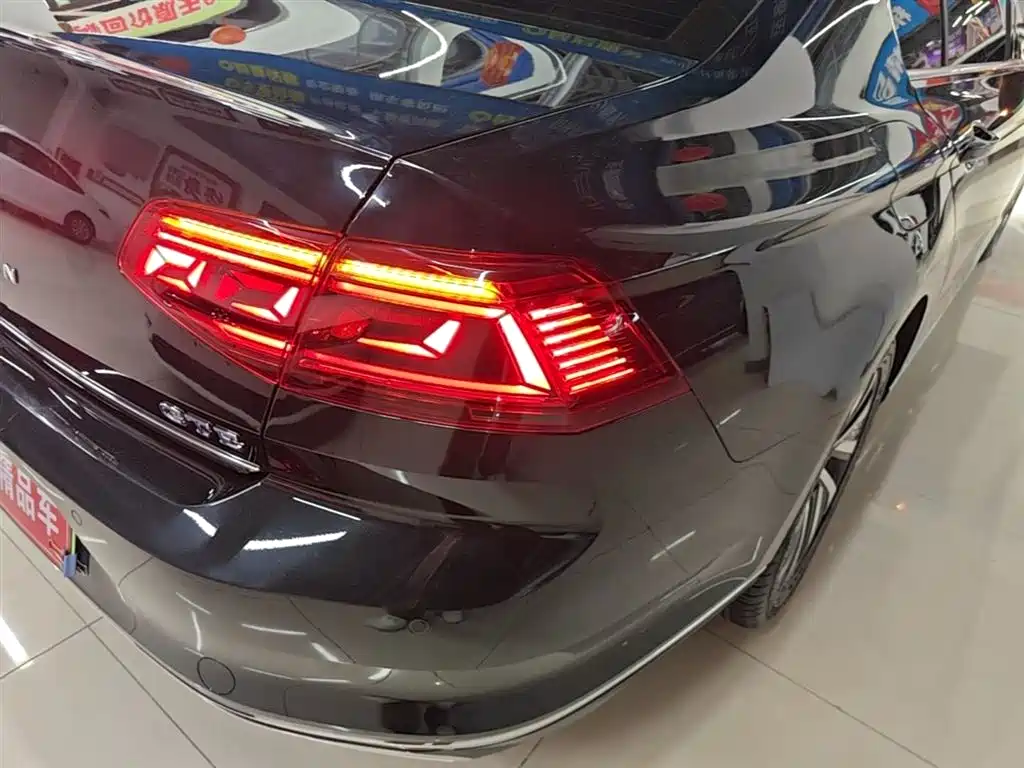 Volkswagen Magotan GTE Plug-in Hybrid 2022 GTE Luxury фото 8