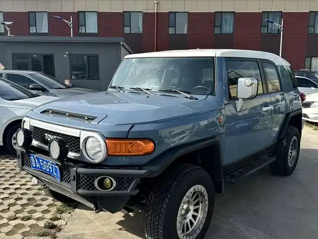  Toyota FJ Cruiser 2013 4.0L