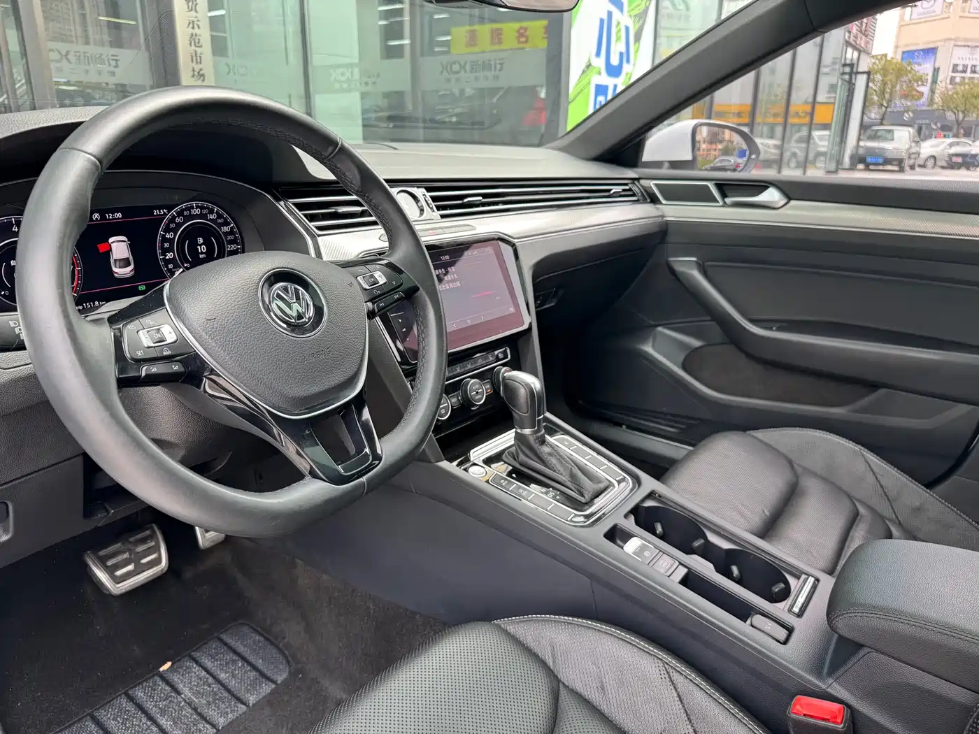 Volkswagen FAW-Volkswagen CC 2019 330TSI Charm Edition China VI фото 18