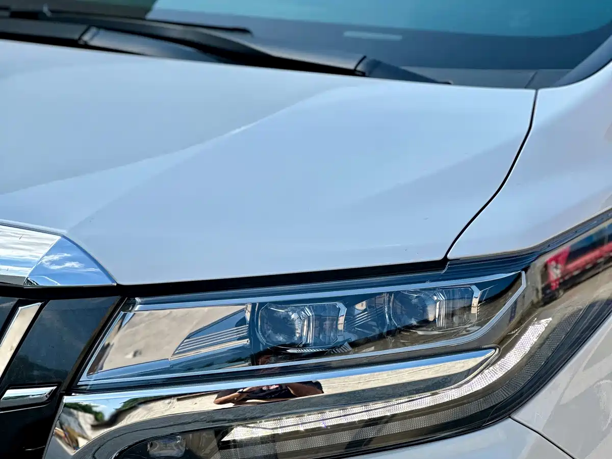 Toyota Alphard 2021 Hybrid 2.5L Premium фото 16
