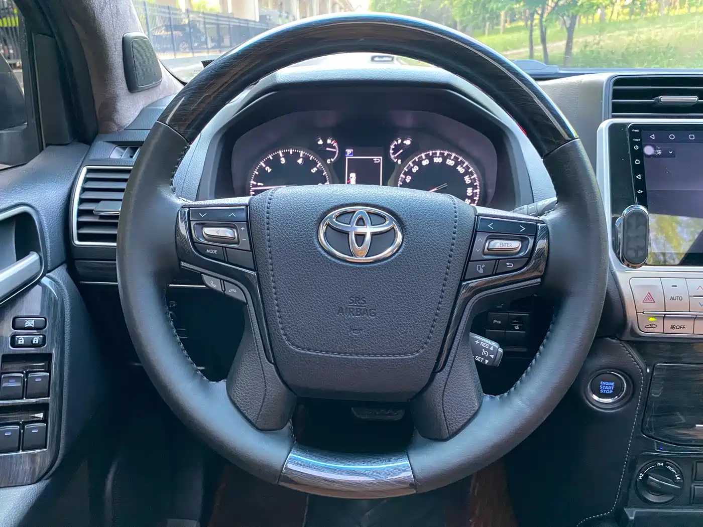 Toyota Prado 2018 3.5L Automatic TX-L Rear-mounted Spare Tire фото 7