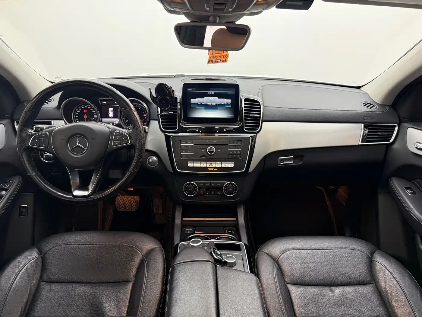 Mercedes-Benz GLE Coupe 2017 GLE 320 4MATIC Coupe SUV фото 16