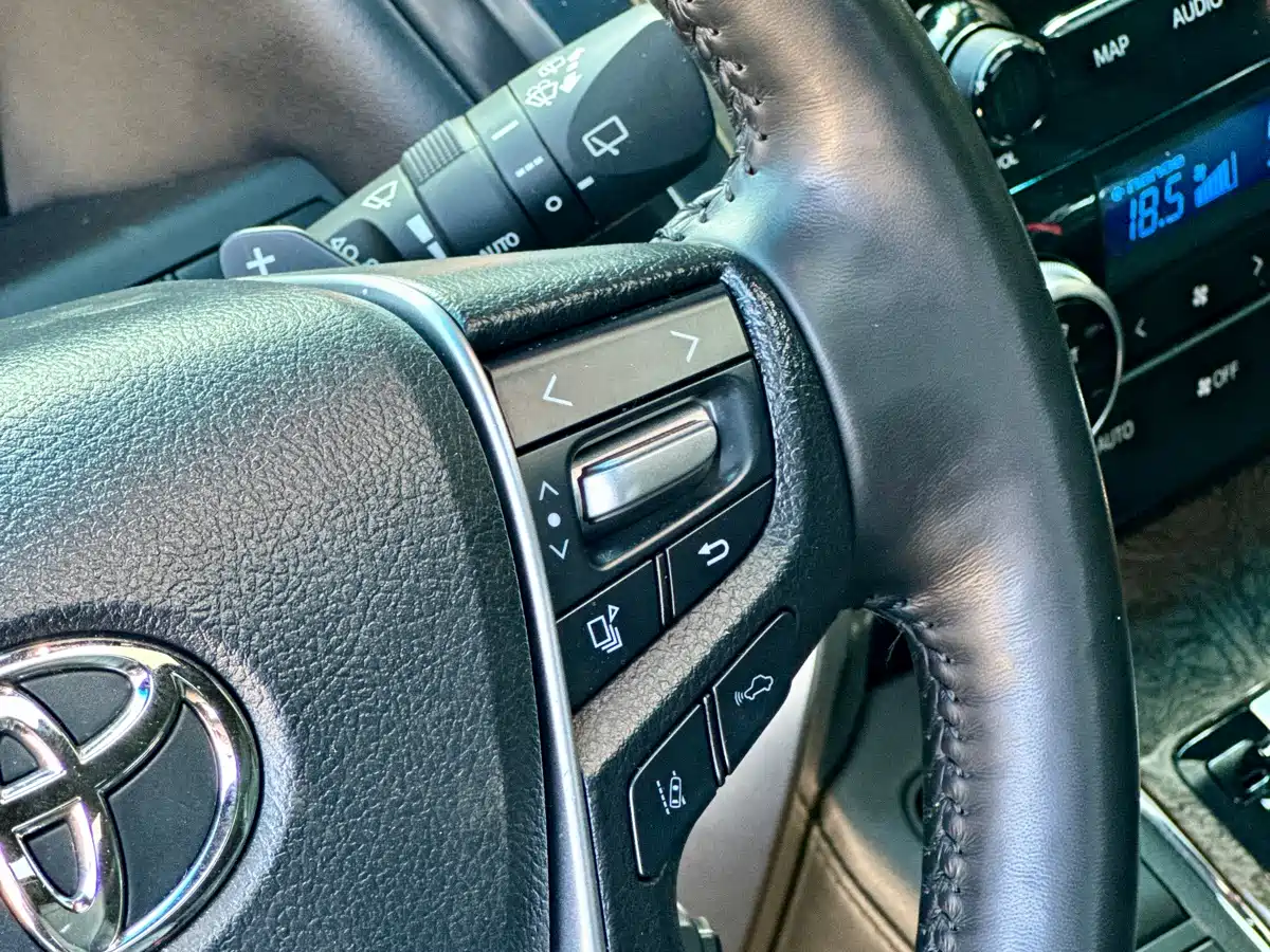 Toyota Alphard 2021 Hybrid 2.5L Premium фото 26