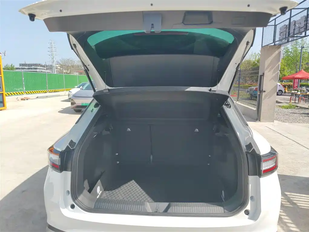 Volkswagen ID.4 X 2024 Pure Intelligent Edition фото 19