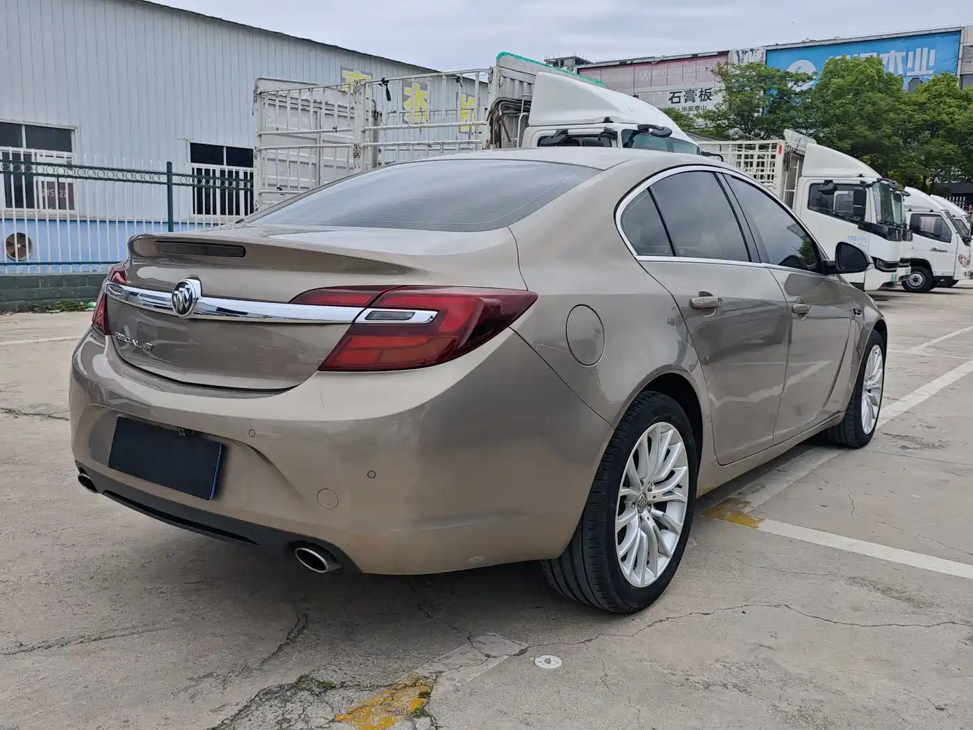 Buick Regal 2015 2.0L Leading Fashion Model фото 14