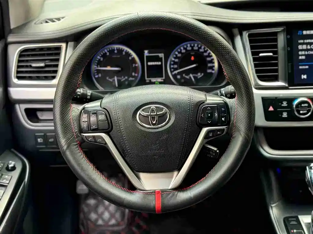 Toyota Highlander 2018 2.0T 2WD Premium 7-seater (China V) фото 6