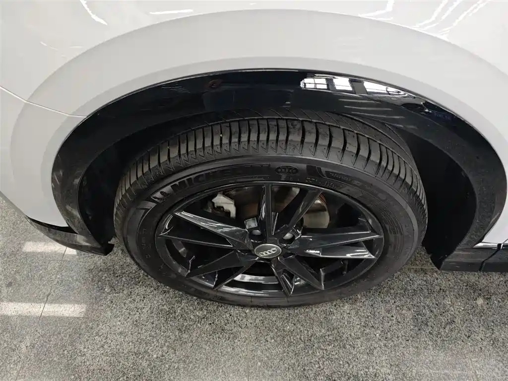 Audi Q2L 2018 35 TFSI Launch Exclusive Edition China VI фото 23