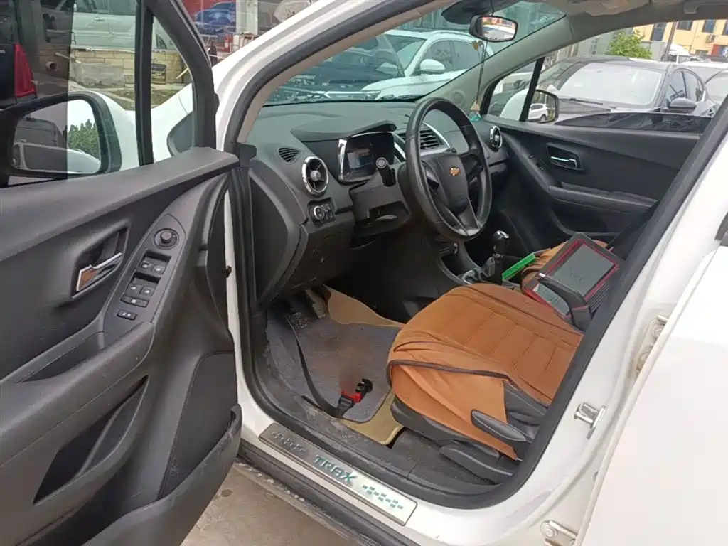 Chevrolet Trax 2014 1.4T Manual 2WD Comfort фото 16