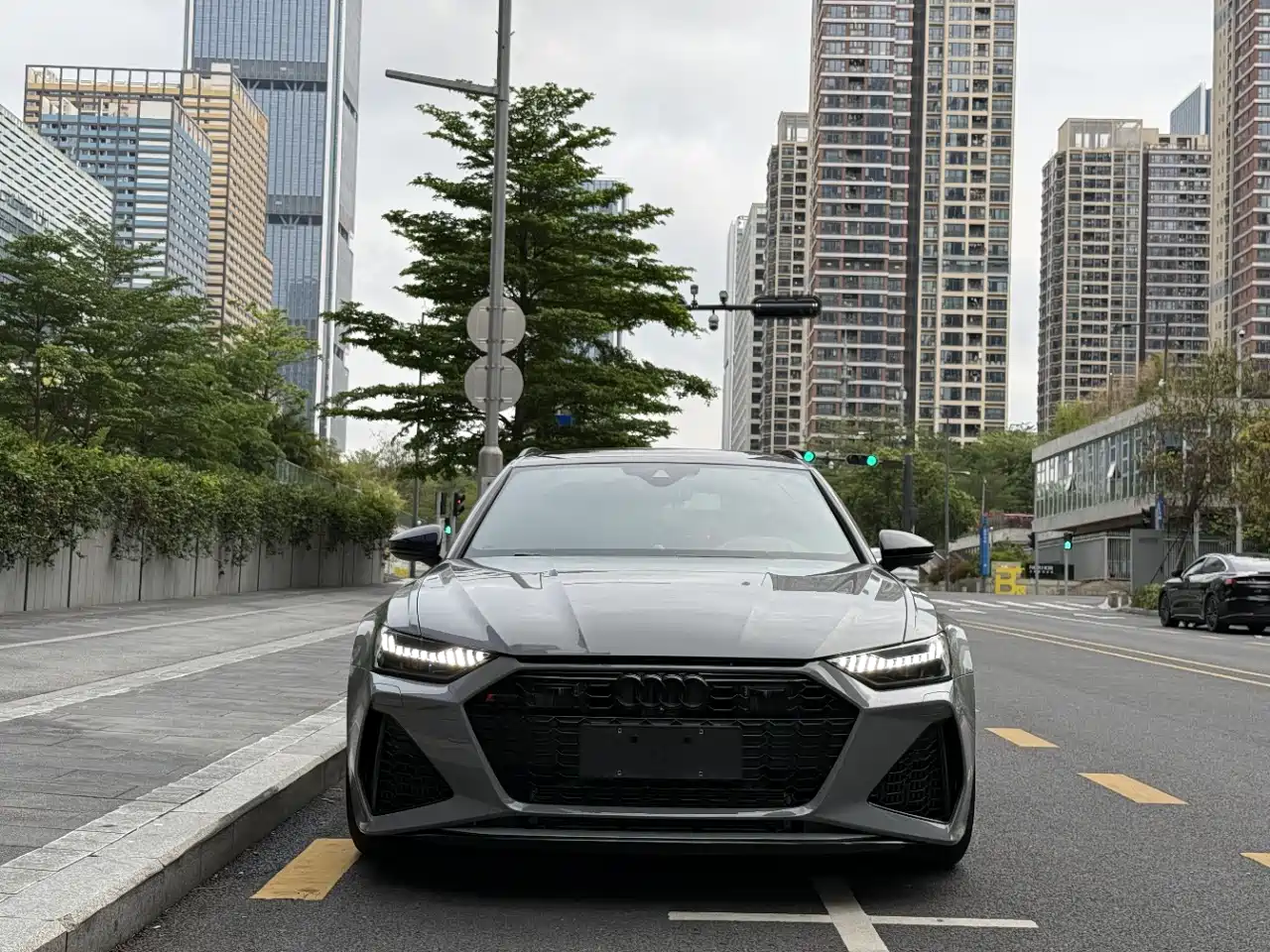 Audi RS 6 2021 RS 6 4.0T Avant Premium фото 2