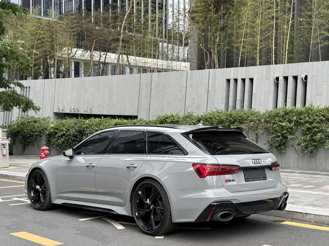Audi RS 6 2021 RS 6 4.0T Avant Premium фото 4