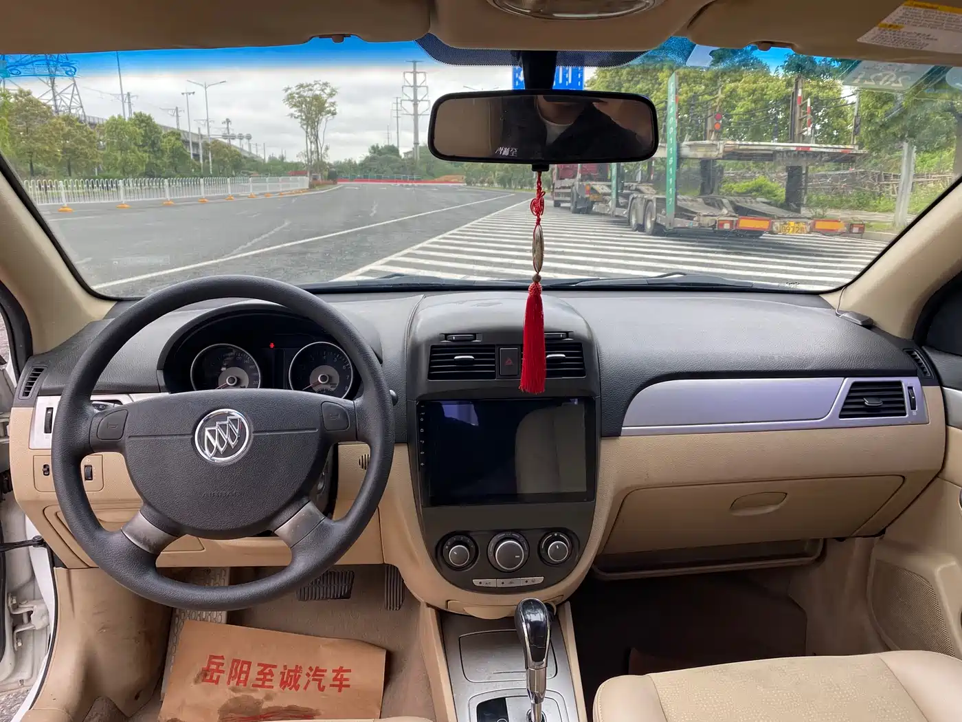 Buick Excelle 2013 1.5L Automatic Classic фото 9