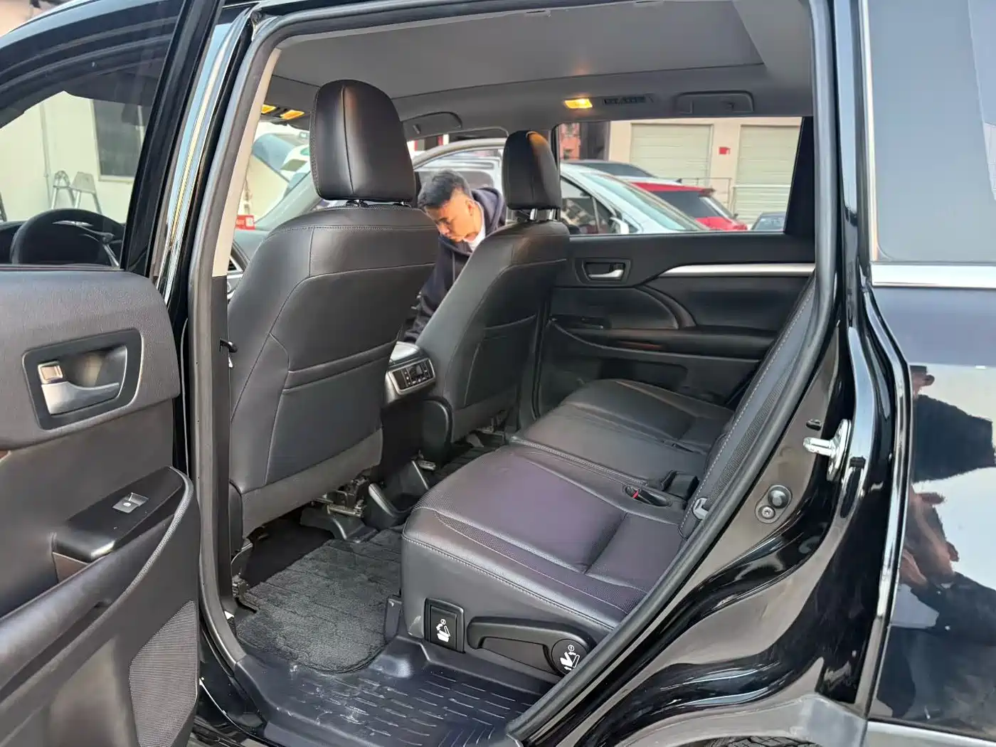 Toyota Highlander 2017 2.0T 4WD Premium 7-Seater фото 4