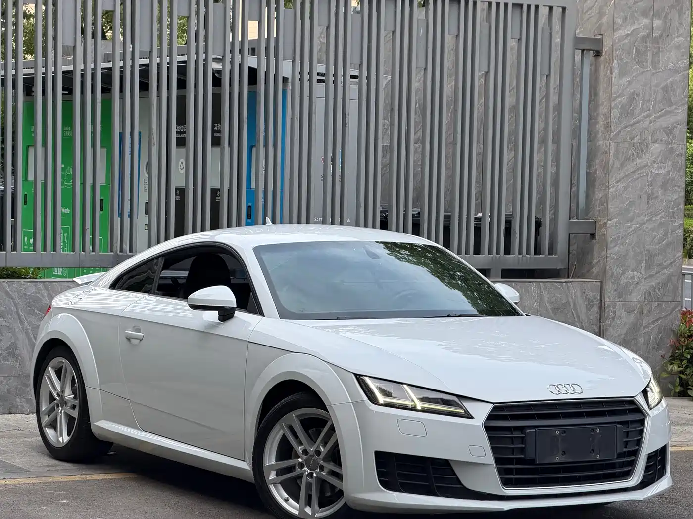 Audi TT 2015 TT Coupe 45 TFSI фото 3