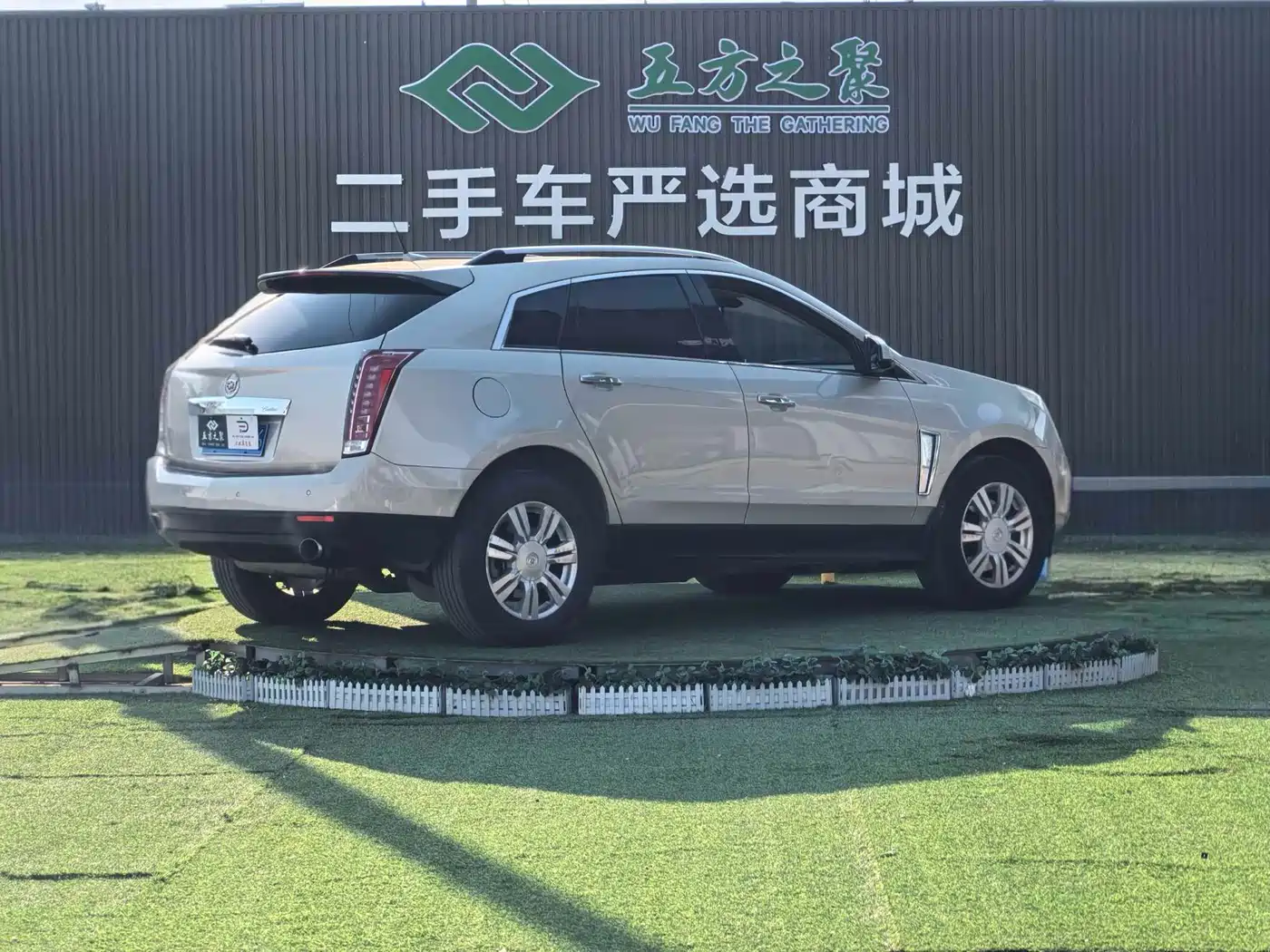 Cadillac SRX 2013 3.0L Elite фото 19