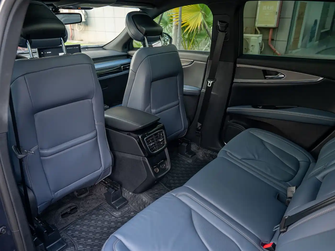 Lincoln Nautilus 2021 2.0T AWD Exclusive Edition фото 11